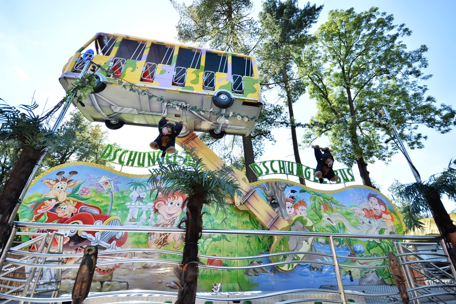 Rabkoland, latający autobus, fot. materiały prasowe Rabkolandu