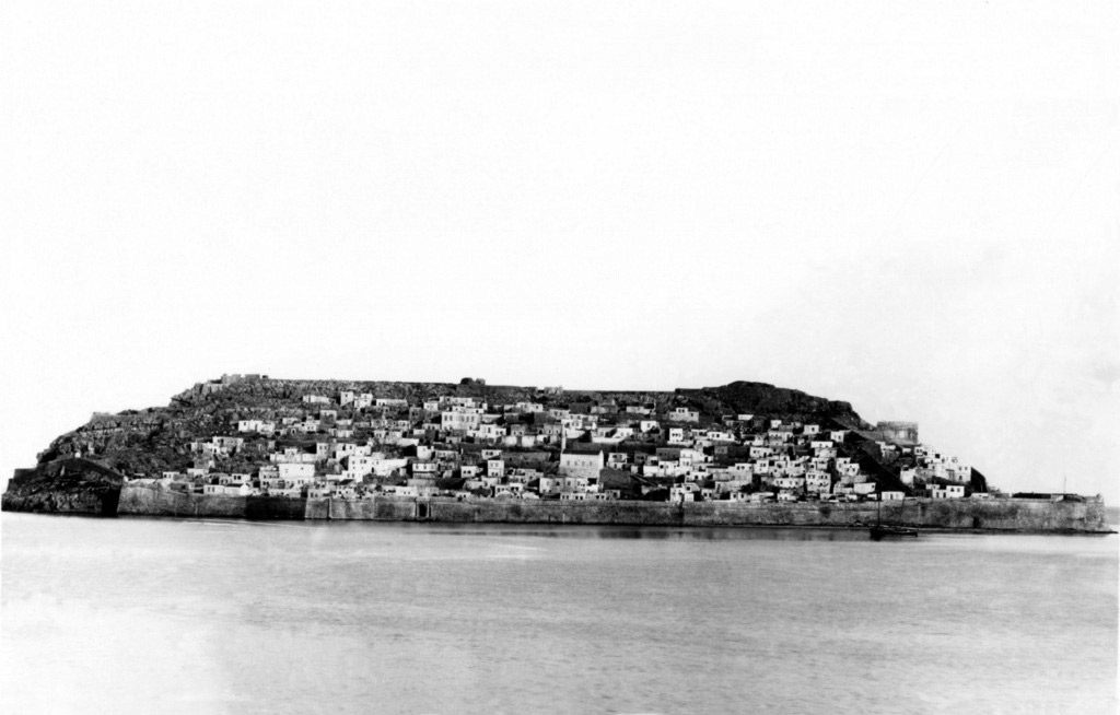 Spinalonga. Zdjęcie z 1901 roku, fot. Wikipedia, domena publiczna
